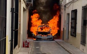 El vehicle cremat